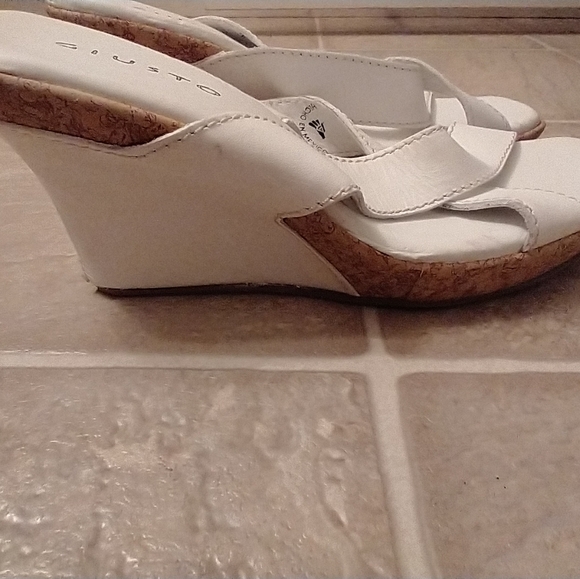 Wedges shoes - Picture 2 of 3